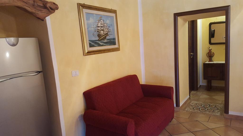 B&B Da Sabrina San Teodoro  Luaran gambar